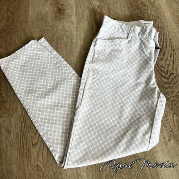 Gap Slim City Cropped Khakis - Picture 1 of 12